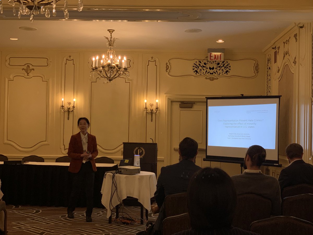 Just listened to <a href="/selotus/">Sanghee Park</a> present the paper she co-authored on whether representation can help reduce hate crimes.  Well done! #MPSA2023