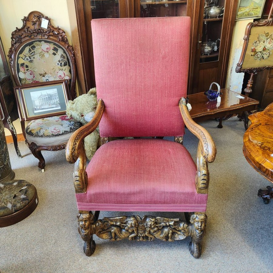 #Giltwood  & #oak #armchair  added, for price, info & photos please click on the link antiquesandfinefurniture.com/details.php?SD… #interiordesign #vintage #vintagehome #vintageshop #vintagefinds