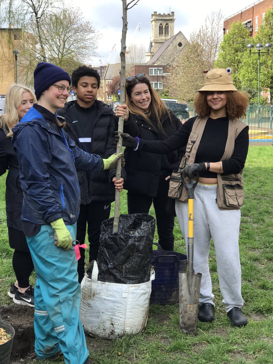 CCA_Camden's tweet image. One of our CCA volunteers joined @thinkdocamden  today as a young #Camden forester with her brother to water newly planted trees on the Clarence Way Estate #Communitrees  #lovetrees