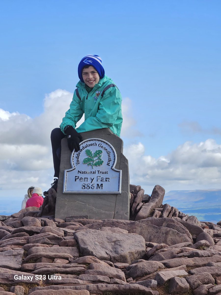 Did a thing with Alex today, well he ran up it and I walked very slowly up, met him making his way down 
#penyfan #wedidit #summit with girls and parents from <a href="/LlantwitNet/">Llantwit Fardre Net</a>  raising funds for #tour
