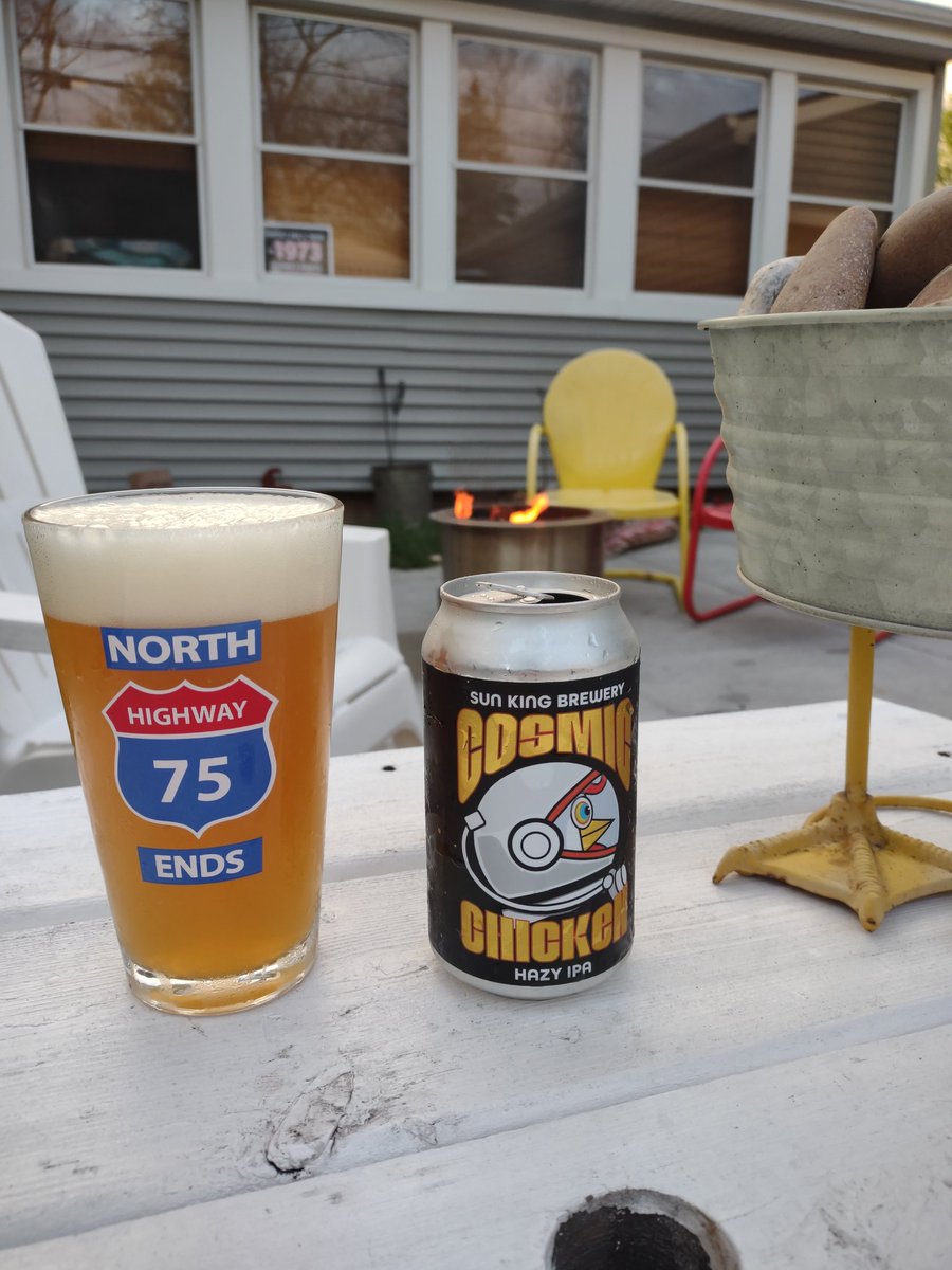 BeerSnobSean's tweet photo. Third brew is a new to me hazy from @SunKingBrewing. Part of a variety pack, can't wait to try the others as well. Hazy as hell, lots of "juice". #INCraftBeer #IndianaBeer #Big10Beer https://t.co/hwwPRckZw4
