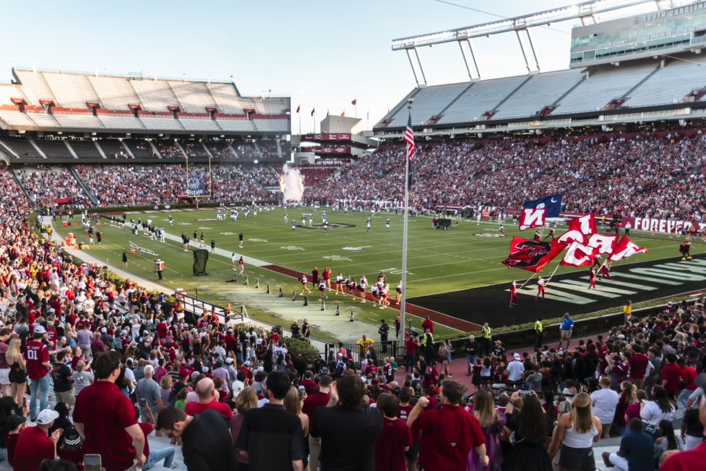 GamecockFB's tweet photo. Over 51,000 strong!

Gamecock Nation, y’all are the BEST! https://t.co/EA8TPxXaJR