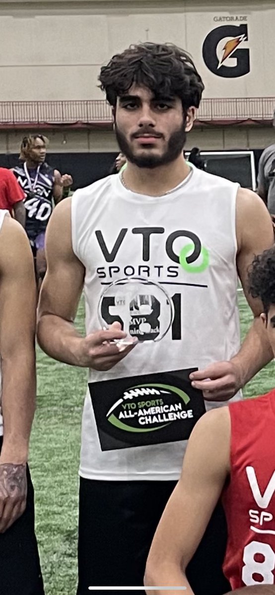 Big congratulations to 25’ RB Aram Salman(<a href="/_AramSalman/">Aram</a>) on receiving MVP RB at the <a href="/VTOSPORTS/">VTO Sports</a> camp today!

#CAFOOTBALL

<a href="/mikeclarkpreps/">MikeClarkPreps</a> <a href="/EDGYTIM/">Timothy “EDGYTIM” OHalloran</a> <a href="/DeepDishFB/">DEEP DISH FOOTBALL</a> <a href="/CoachBigPete/">Peter "Coach Big Pete" Leinweber</a> <a href="/CPLAthletics/">Chicago Public League Athletics</a> <a href="/CPLFCA/">Chicago Public League Football Coaches Association</a> <a href="/PrepRedzoneIL/">Prep Redzone Illinois</a> <a href="/dclay1889/">Darnell Clay</a> @Rivals_Clint <a href="/Bryan_Ault/">Bryan Ault - Midwest Scout</a>