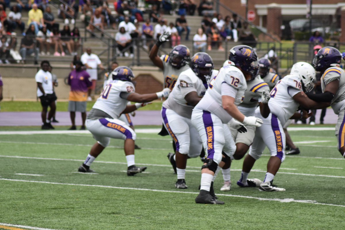 Thessnetwork2's tweet photo. RECAP MILES COLLEGE PURPLE &amp; GOLD SPRING GAME @TheSSNetwork @GoldenBearsofMC @MilesBhamAlumni #RESPECTTHEDEN #Unstoppable https://t.co/ZKPJUznXD2
