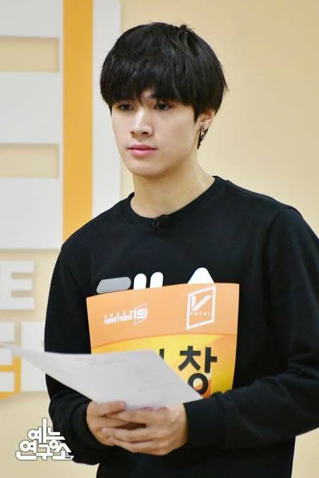 Ramen_Jakeluvs's tweet photo. Pls‼️ Continue voting for #JAY on Mnet Plus App so he could be on the final lineup he really deserves to be back on the top 9 again pls continue supporting him Vote for him #Jay

#BOYSPLANET 
#BOYSPLANETFINALE https://t.co/ZsocmvTAXg