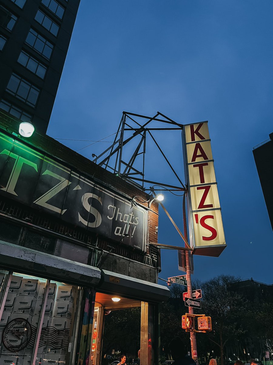 charleskoh's tweet photo. KATZ’S https://t.co/IoGO5K2e1d