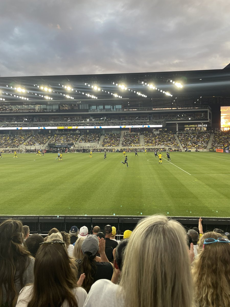 CaraW0906's tweet photo. Go Crew! https://t.co/Ff3Wv9Vbmh