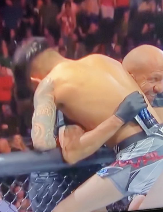 Keep it up <a href="/FactoryXMTMMA/">Factory X</a>.  Nice work <a href="/brandonroyval/">Brandon</a> <a href="/ufc/">UFC</a> #UFCKansasCity