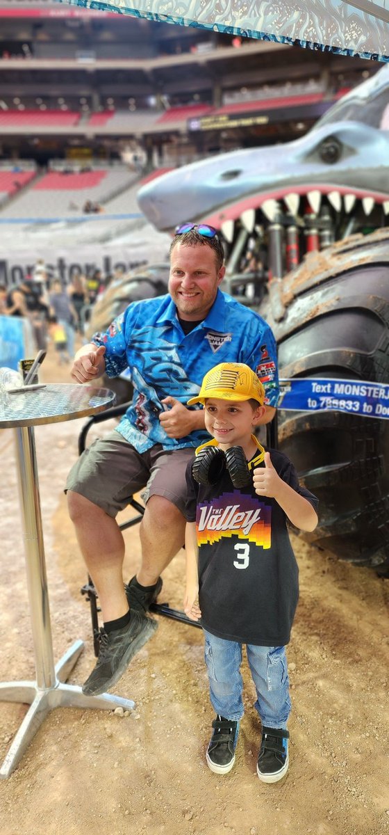 idontknowu20's tweet photo. #MonsterJam https://t.co/WyzcuzZvhF