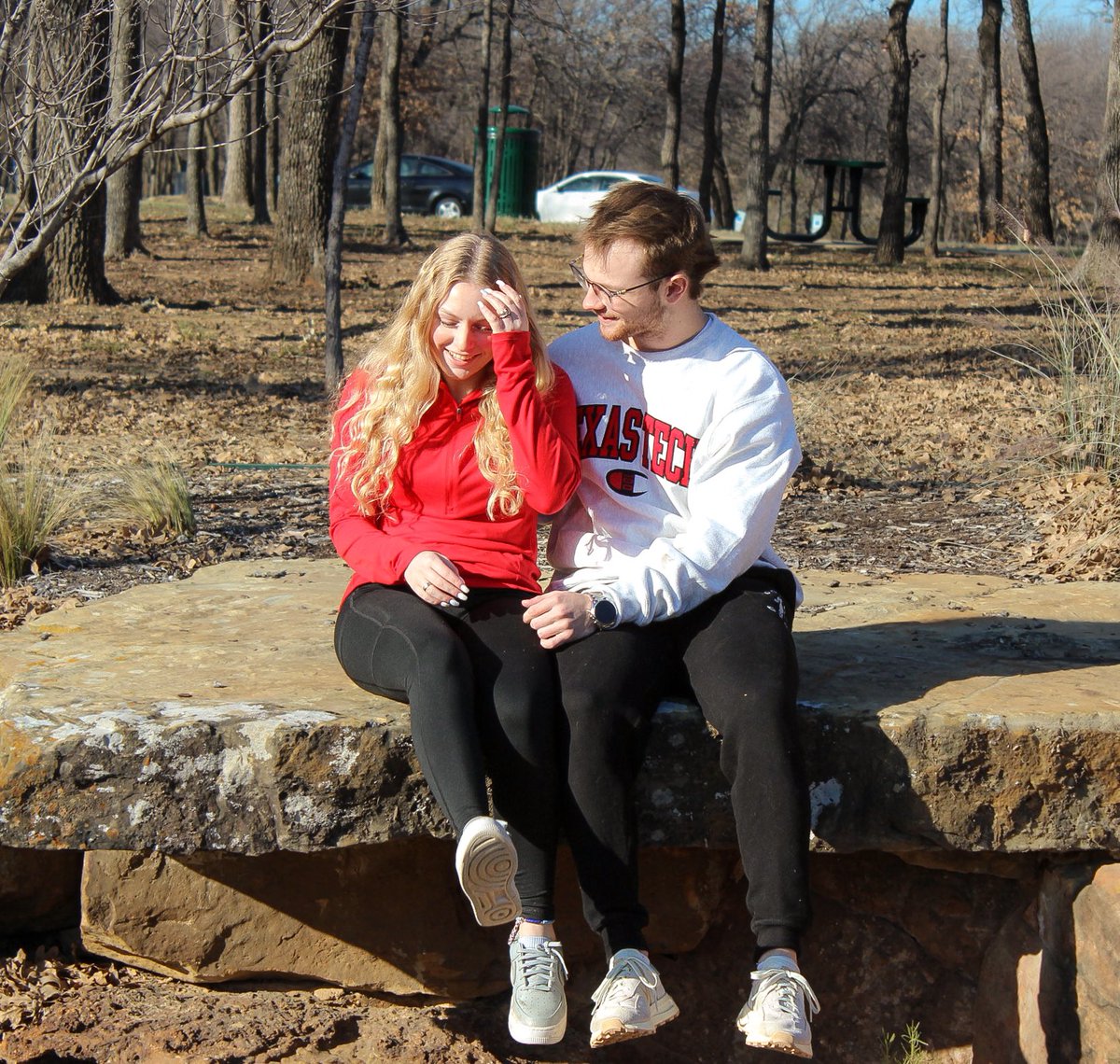 beccasdesignstx's tweet photo. More pics from this shoot ❤️ 

#beccasdesigns #art #artist #photography #lubbock #dfw #txtech #photoshoot #couple #family #pictures #giftideas #smallbusiness https://t.co/r4p34xQkR2