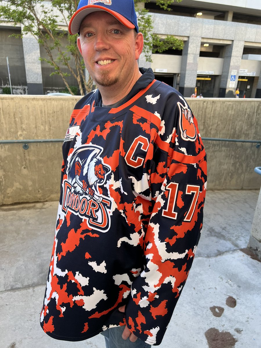 redpatchzero481's tweet image. Rocking the Captains @Bmalone22 jersey tonight for the for the final @Condors regular season game! #year25 #playoffsarenext