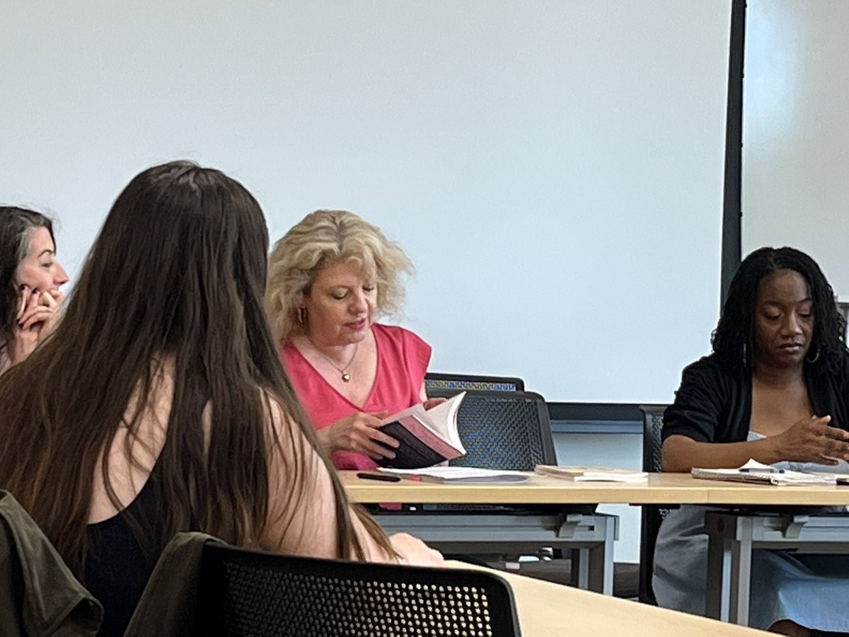 thedoaksgirl's tweet photo. So lovely to hear @WordPerv @PoetRose @cross_davis and @danbrady82 talk about structuring poetry manuscripts today at @barrelhouse’s Conversations and Connections today! I learned that @cross_davis talks to her poems AND her plants! 😱✍🏾🪴 #ccdc23 https://t.co/UEteS6AFdj
