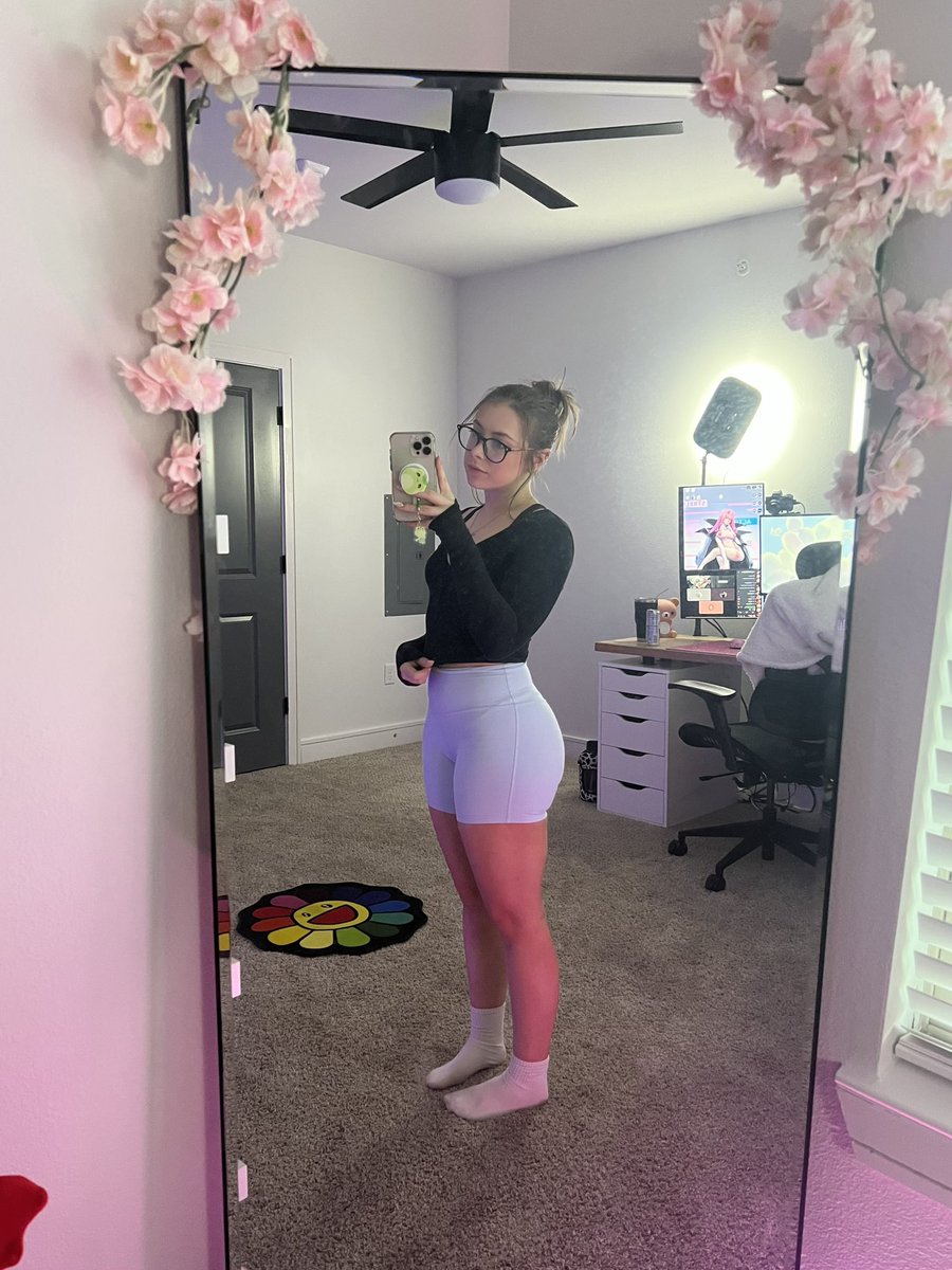 GXR Shorty🫧 on Twitter: "Live rn - warzone + cod