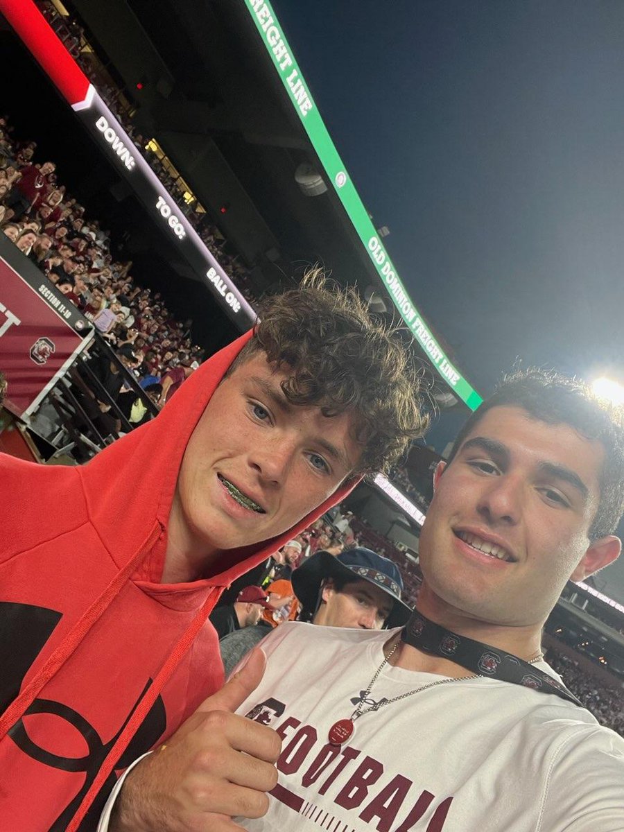 91_bmac's tweet photo. Welcome H🤙🏼ME @dantereno10  #spursup https://t.co/QYYvFq02TE