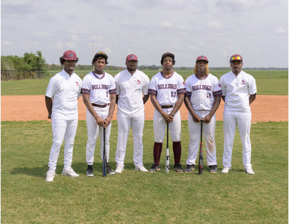 Bulldogs_WCHS's tweet photo. The WCHS baseball will close out the regular season on Monday, April 17th, at Northeast. Please come out and support! Thanks to Mr. Trenton Gordon for capturing some great pics of the team! #BulldogsExcel https://t.co/hrmuljktut