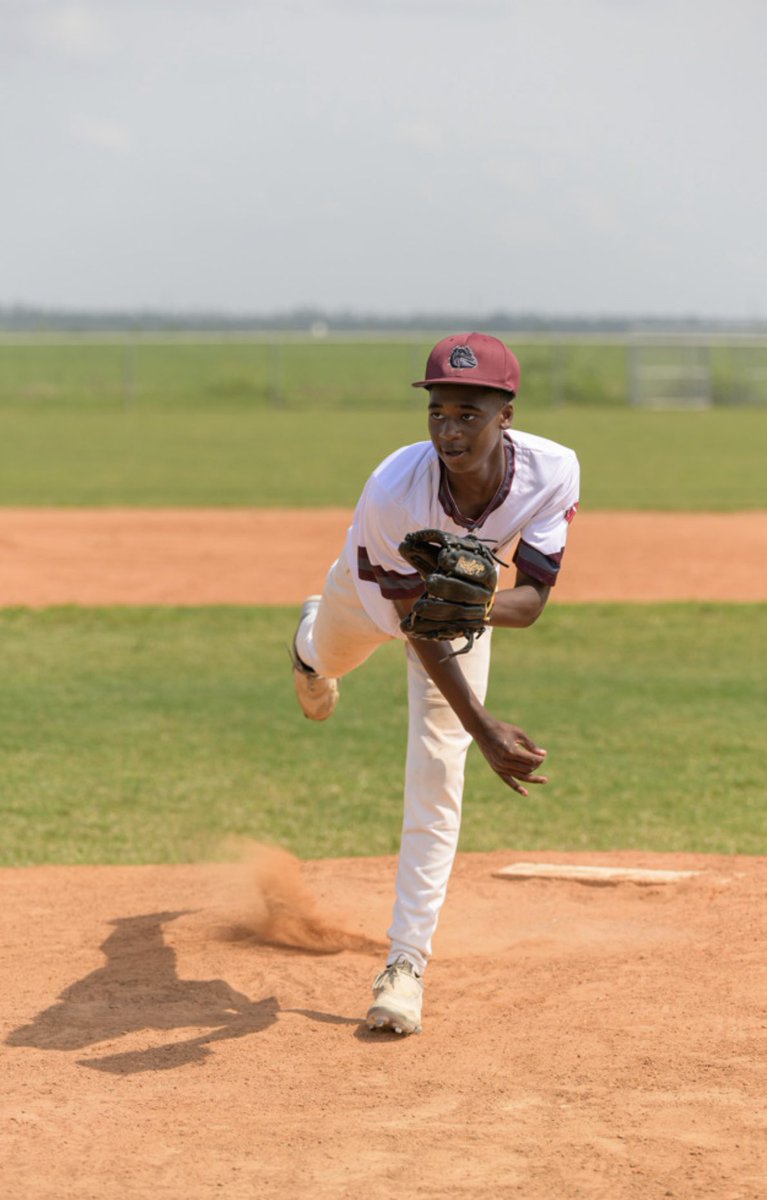 Bulldogs_WCHS's tweet photo. The WCHS baseball will close out the regular season on Monday, April 17th, at Northeast. Please come out and support! Thanks to Mr. Trenton Gordon for capturing some great pics of the team! #BulldogsExcel https://t.co/hrmuljktut