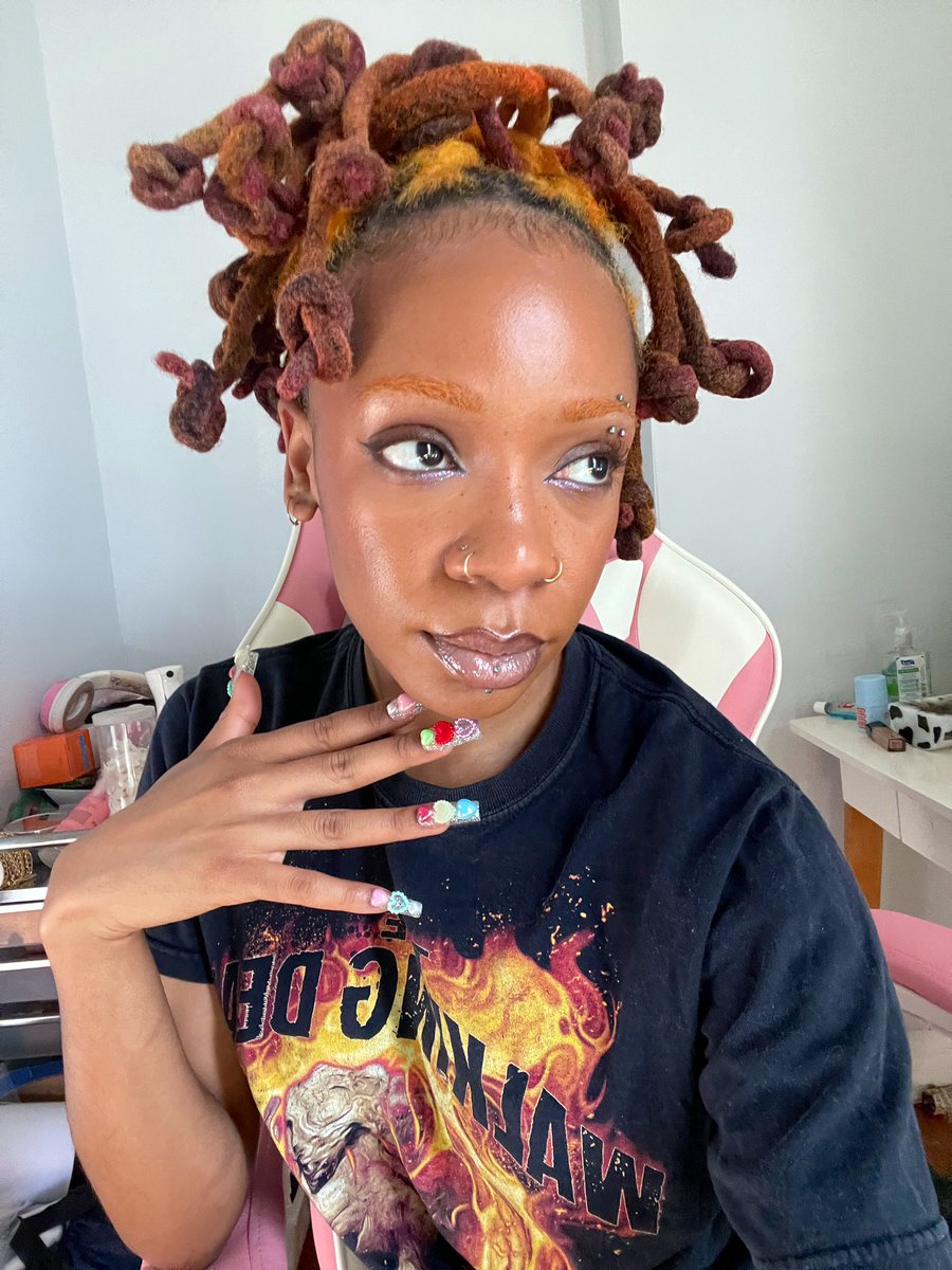 Real extra when I get a new set🕷️🧡