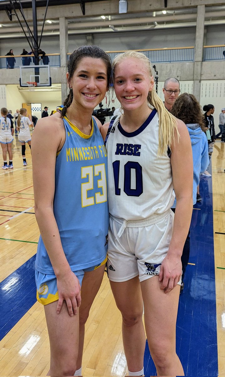 Fun to watch these two future teammates today!  It's going to be an exciting ride. @ElisabethGad25 @RhyanHolmgren @MinnStWBB  #HornsUp #futuremavs