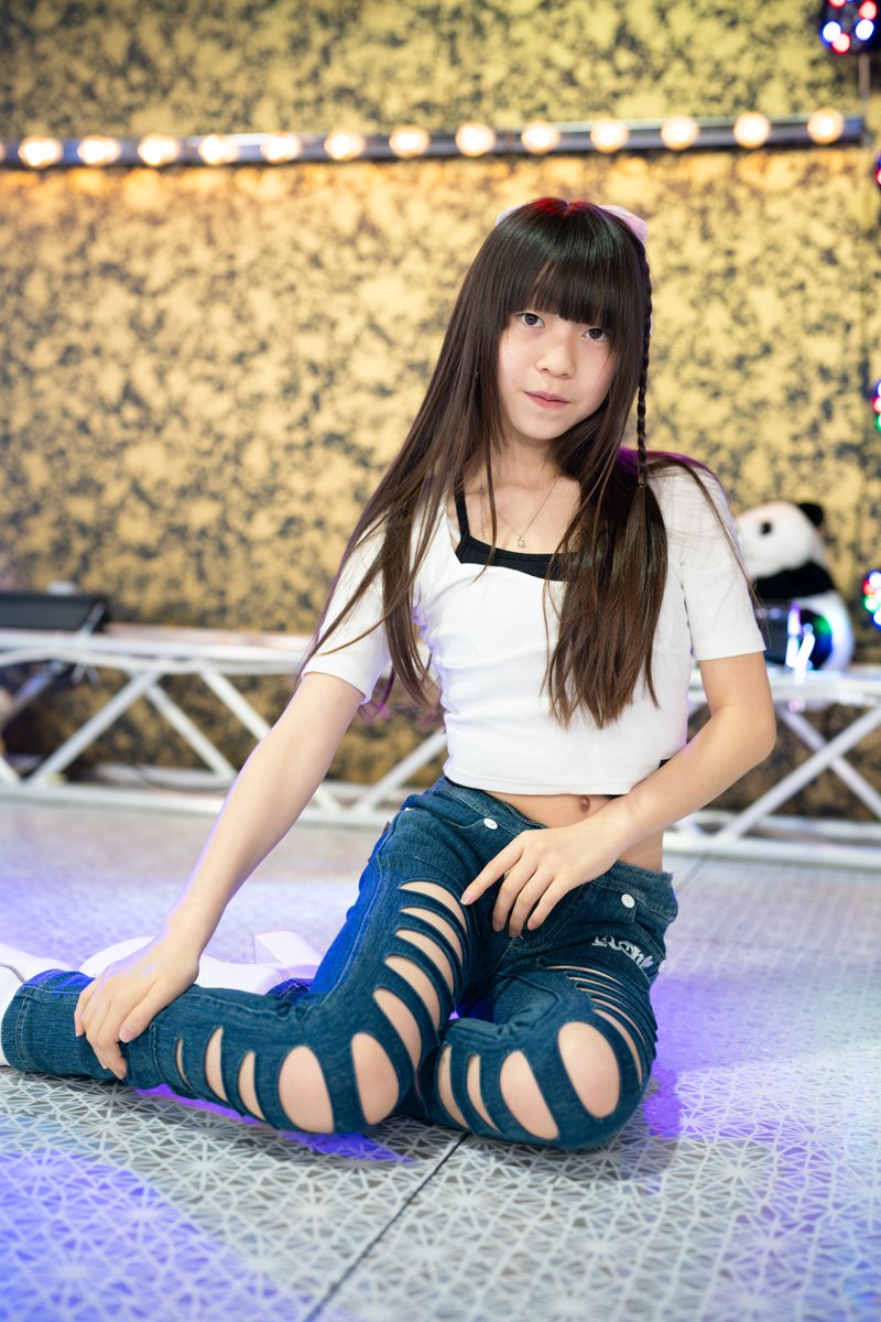 心愛画面 心愛ちゃん ww 2023.04.15 LOVE MARK撮影会 @ majide #心愛 #ww #11歳