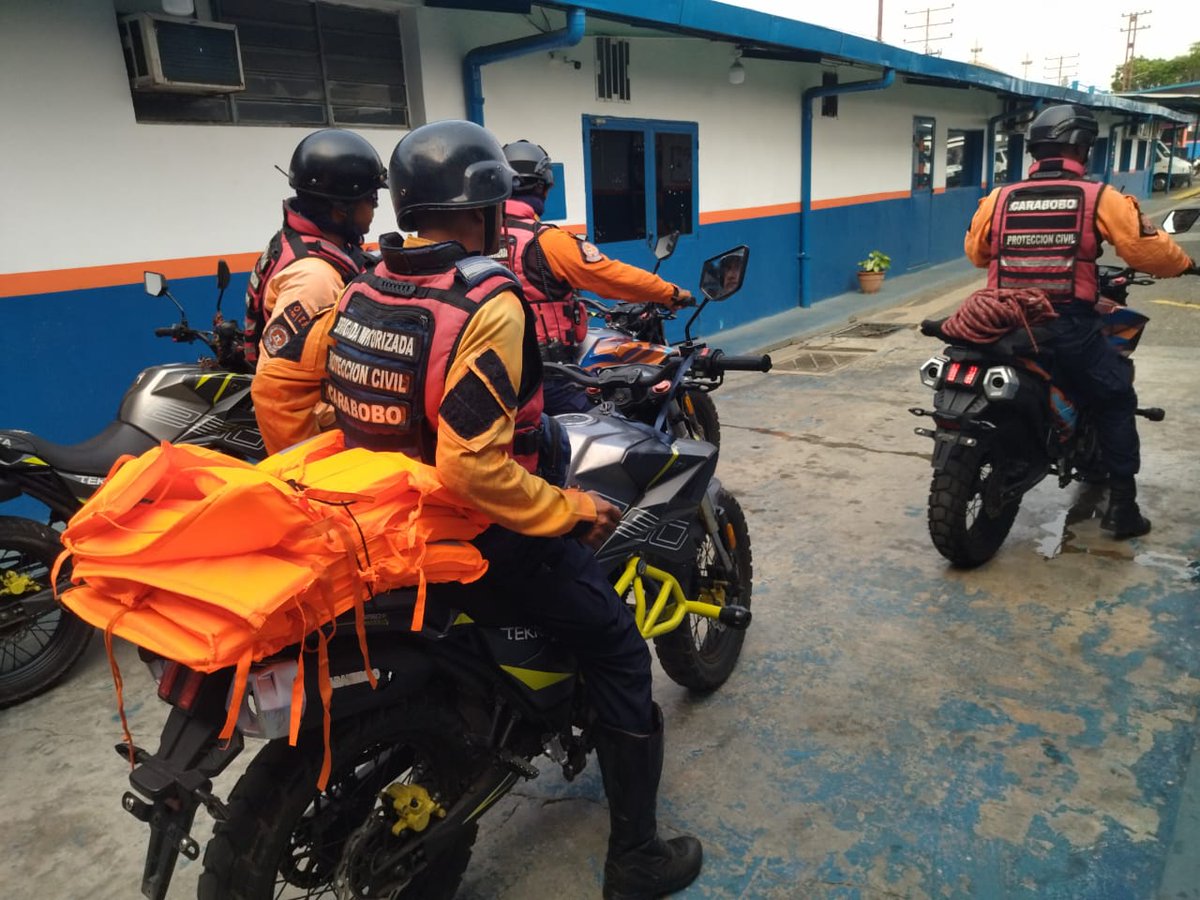 El Grupo Motorizado de Atención de Emergencia (GRUMAE) atiende el llamado por un menor de 13 años desaparecido en Municipio Libertador  Mayoral vía el Rincón (Laguna)
<a href="/MijpVzla/">MPPRIJP</a>
<a href="/VGRPC_/">VGRPC</a>
<a href="/PCivil_Ve/">Protección Civil</a>
<a href="/DGNBEnLinea/">DGNB</a>
#LogrosEnRevolución