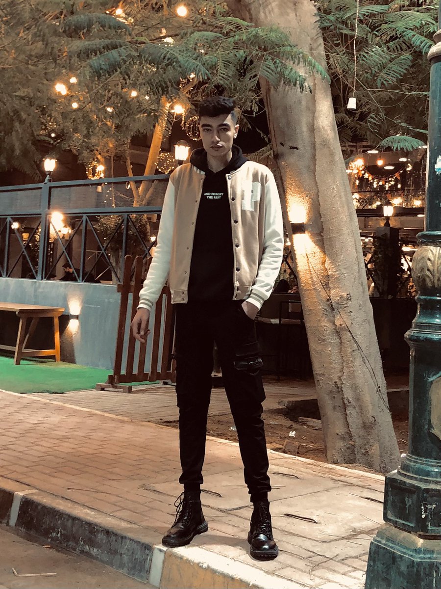 abdofayd0's tweet photo. 191🚶🏻 https://t.co/e0G1r0pwQI