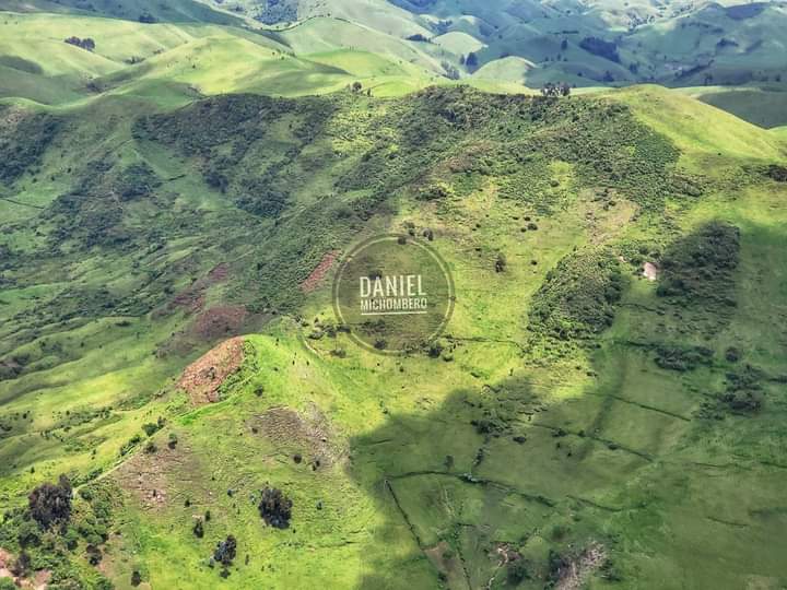 Lutonadio_Mamb's tweet photo. 🔴📢 URGENT: 
la Société Civile du Territoire de #Nyiragongo alerte sur l’entrée de plusieurs éléments du #M23 dans le Parc des #Virunga la nuit de jeudi jusqu’au petit matin de vendredi 14 avril. Le mouvement a été effectué du côté #Mboga et #kingarame vers #Mushushwe à #Kibumba https://t.co/ulBHqf1myV