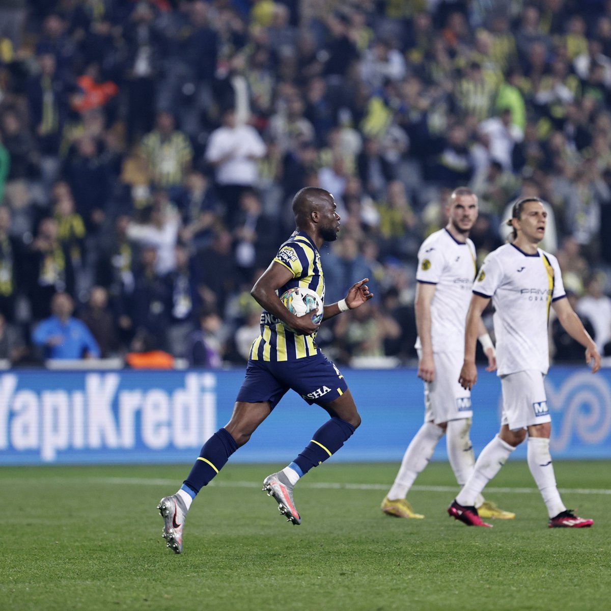 𝐄𝐧𝐧𝐞𝐫 𝐕𝐀𝐋𝐄𝐍𝐂𝐈𝐀! 🤩