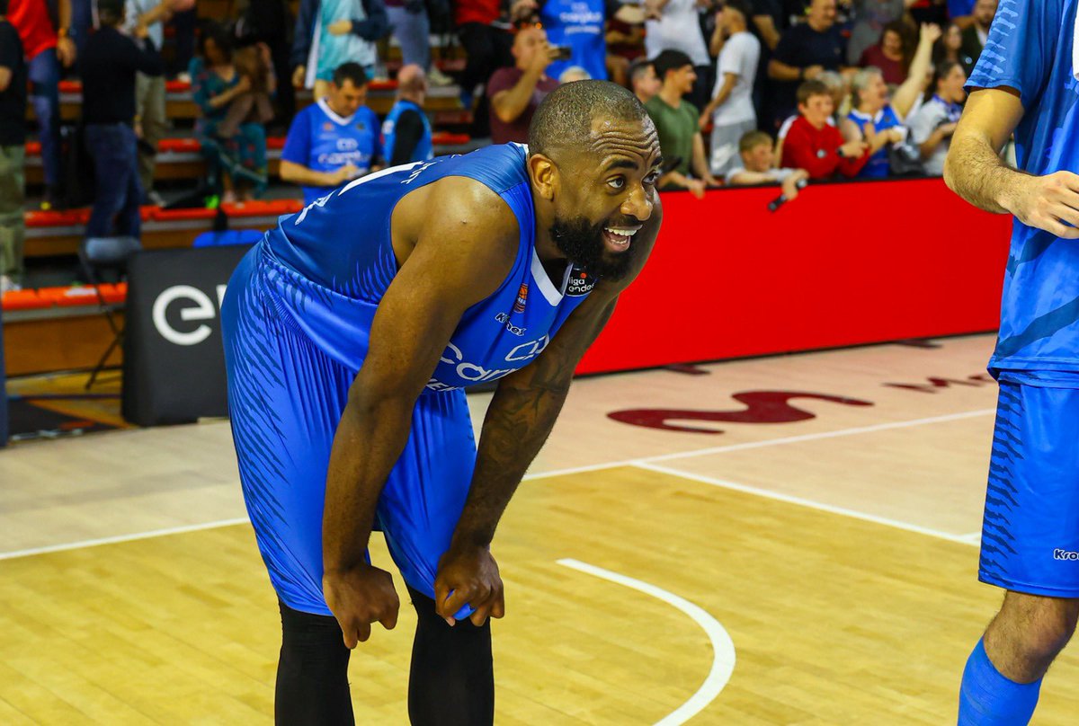 BFuenlabrada's tweet image. Cuanto lo necesitábamos 🏀🙌

#FuenlADN #25FuenlACB