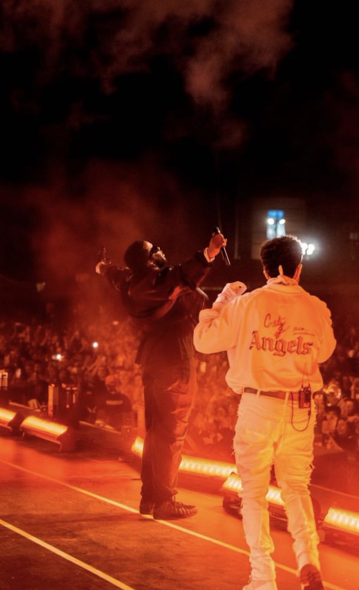 NewsWeeknd's tweet photo. Coachella Week 1 🏜 https://t.co/jFL2GMoSyW