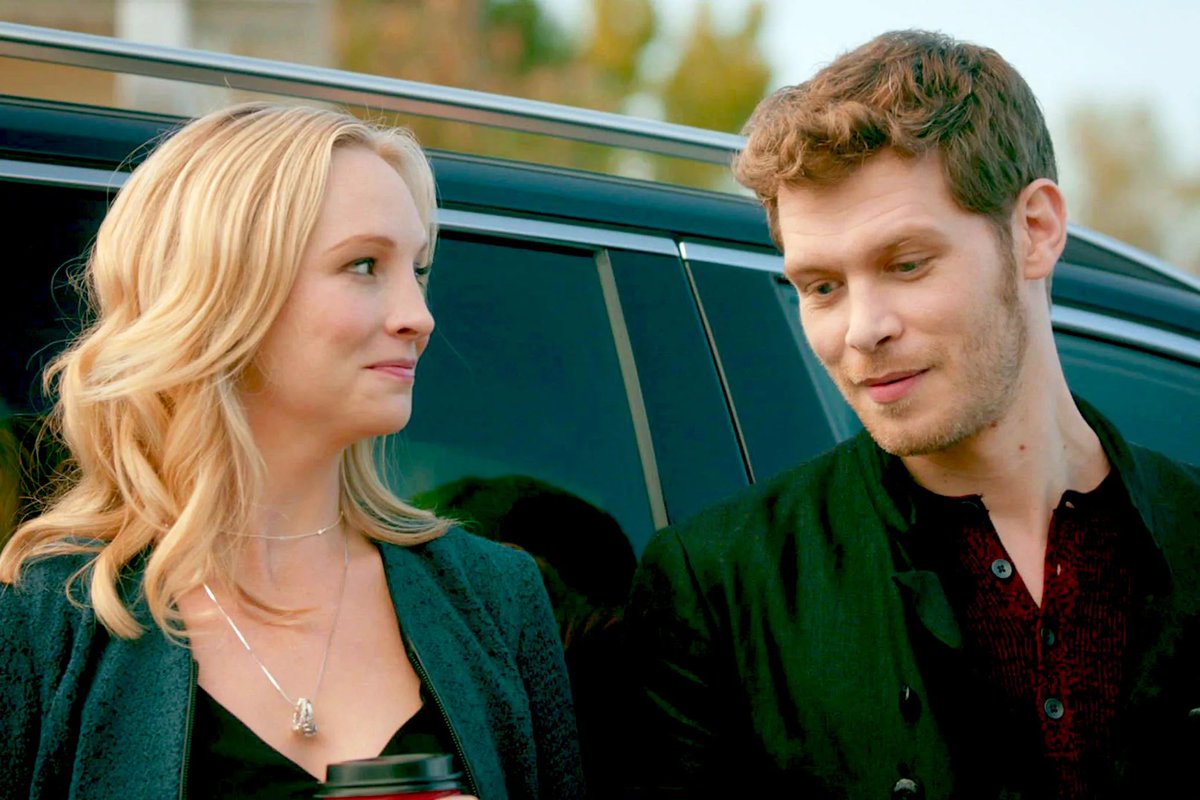 liyamml's tweet image. couples with the best banter >>> #theoc #sethmer #javajunkie #gilmoregirls #klaroline #TheVampireDiaries #literati