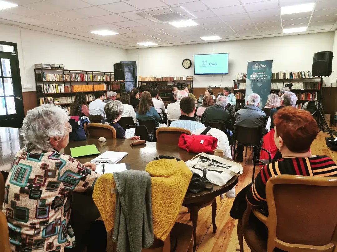 FCACU1's tweet photo. Avui la #FCACU ha celebrat l'Assemblea General Ordinària a Sant Adrià deBesòs. Un dels temes a tractar ha estat començar a preparar el 40è aniversari, a celebrar al llarg de 2024.
Moltes gràcies, @Unesco_St_Adria, per la vostra acollida. https://t.co/NPodr3lMtU
