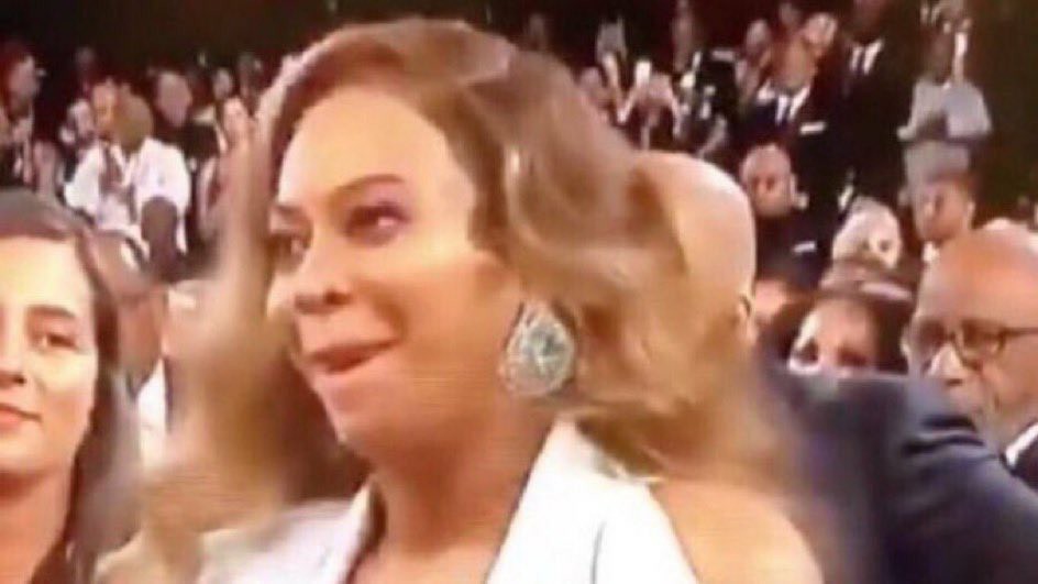 Auntie Erica tweet media