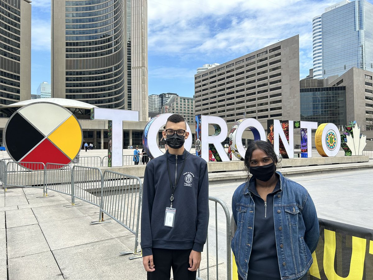 TPS51Div's tweet photo. Our @youthinpolicing students attending #TorontoCityHall today for The 2nd Anniversary #MissingAndMissed event also got a short civics lesson from their Sgt and attended Toronto’s #PeaceMemorial for the first time. #YIPI #Toronto /hd https://t.co/eHixN7anbh