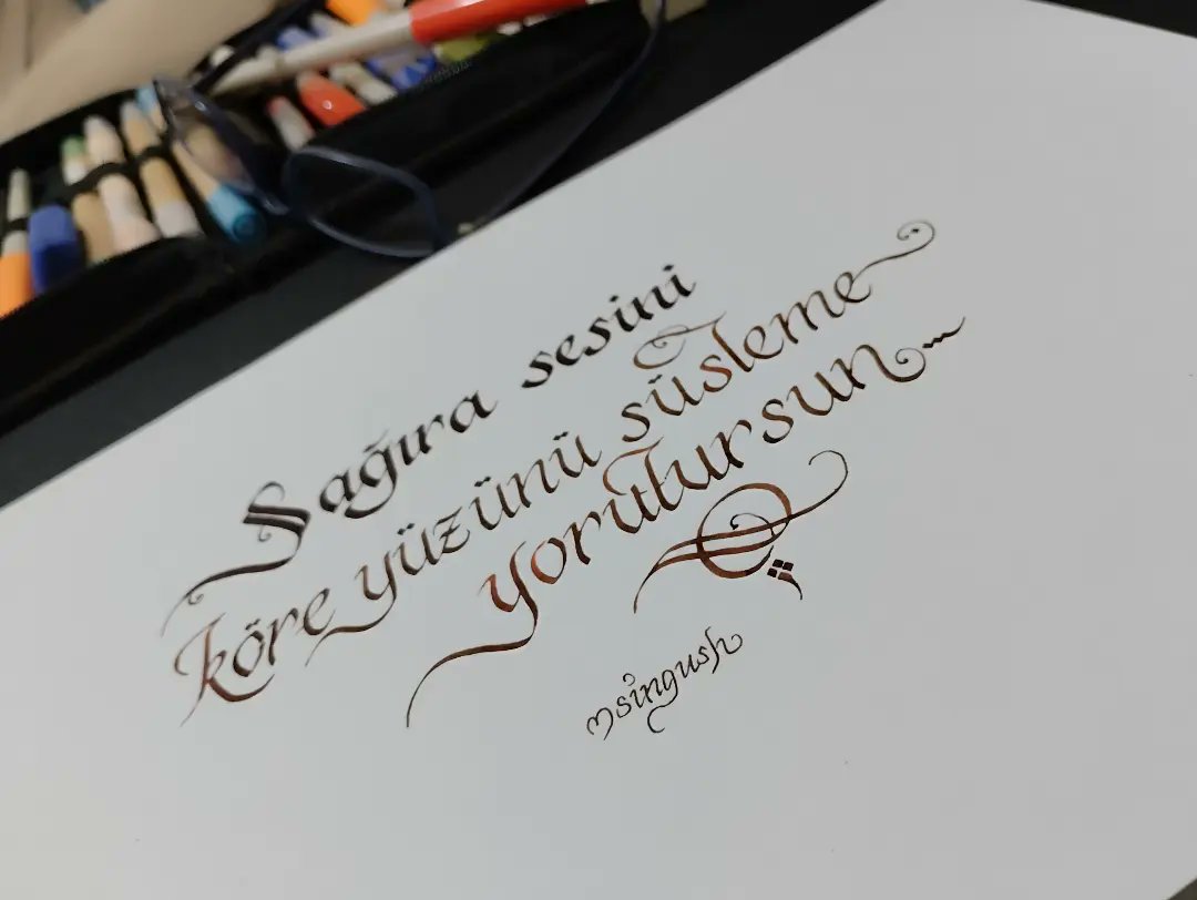 by_ingush's tweet photo. #calligraphy #calligraphymasters #calligraphyart #goodtype #typography #calligrafia #thecalligraphyhub #lettering #handlettering #customlettering #thedailytype #art #handwritten #handwriten #news #photography #night #ink #design #pen #pencildrawing #charcoaldrawing #charcoal https://t.co/LrD8p69DmJ