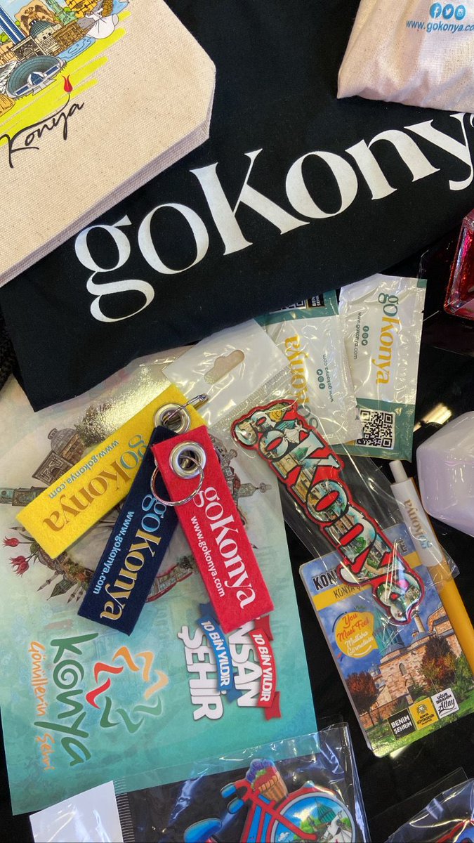 Gençler 👀
Böylesi hediyeler ile dolu çantayı kimler almak ister 😉

✅ <a href="/GoKonyacom/">gokonya</a> takip et, 
✅ Son twiti Rt et.

Şanslı kişileri 22 Nisan'da açıklayalım.