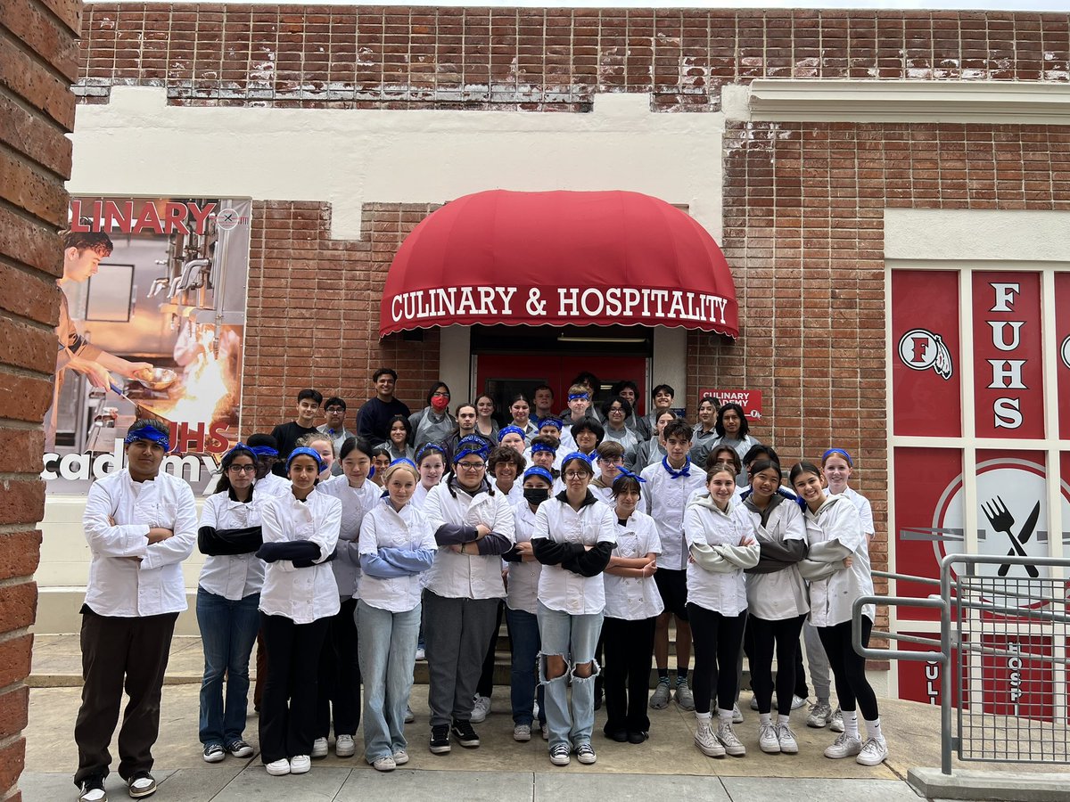 LVCulinaryArts's tweet photo. Thank you @CulinaryFUHS &amp; @Principal_Rubio for an AMAZING fueld trip experience for @LVCulinaryArts students! Chef Mario &amp; Shinault were over the top inspiring! #FSDlearns https://t.co/HSl9X4ftqQ