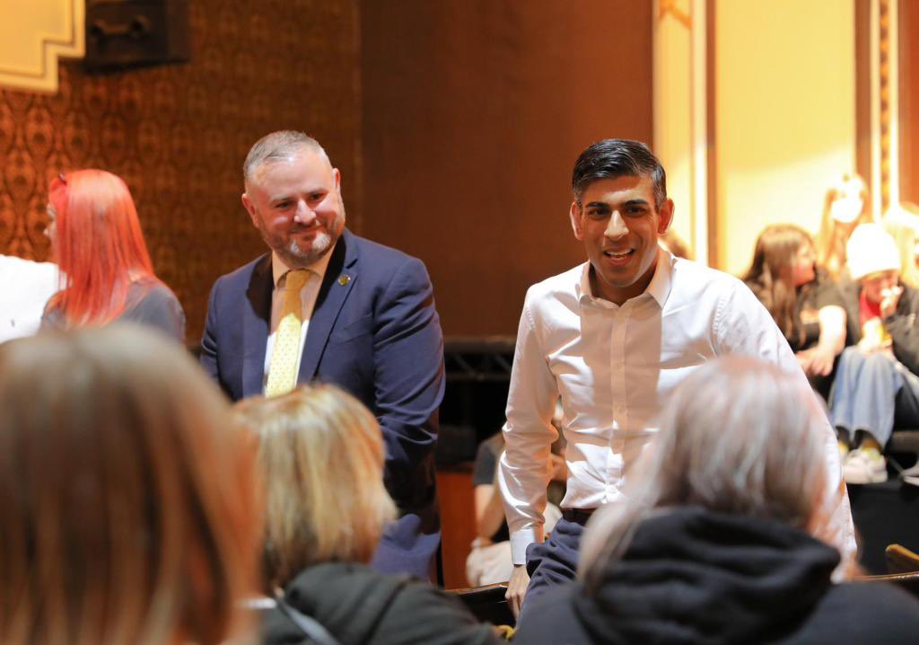 Andrew4Pendle's tweet photo. Great to have @RishiSunak at the Pendle Hippodrome in #Colne today hearing about how £6.5 million of Levelling Up funding is being used across the town #Pendle #Lancashire https://t.co/LgJ0CcQpR6