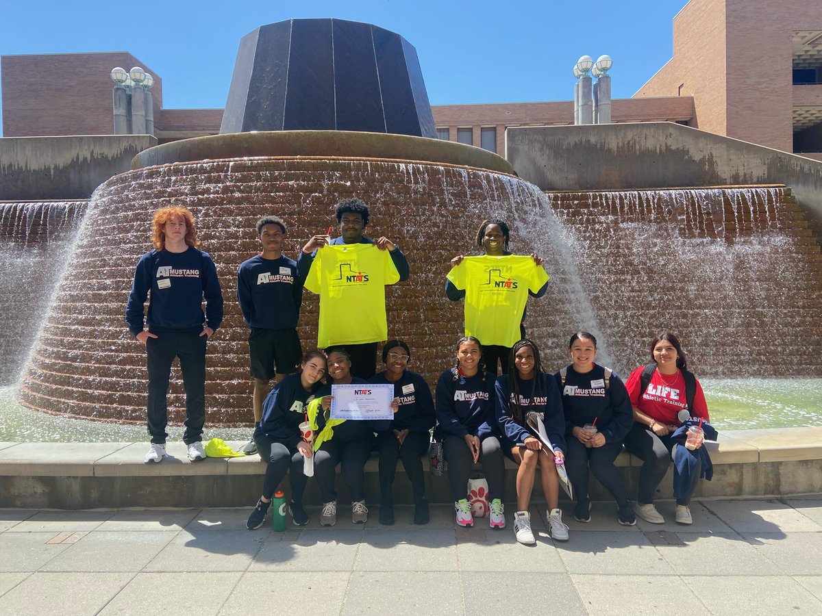 Mustang Athletic Training tweet media