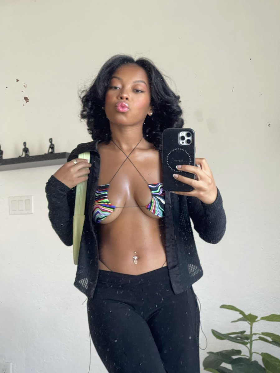 TheCleopatraLee's tweet photo. not my final form https://t.co/3m9a30qsKK