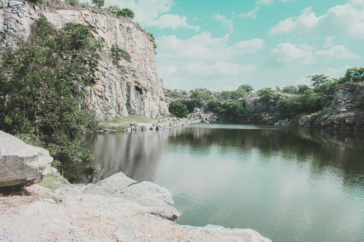 TheRealBhizzle's tweet photo. KLEIN VALLEY! in a futuristic way✨ https://t.co/Wm8Mrd3bdE