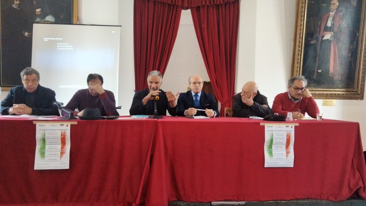FiordellisiFran's tweet photo. #NoAutonomiaDifferenziata #calderoli #cgil #anpi #solofra #avellino https://t.co/j8pboKhTI0