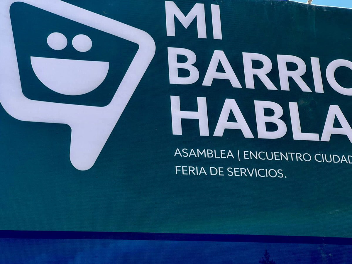 participaleon's tweet photo. Hoy mediante #MiBarrioHabla💬 estuvimos presentes en la #DelegaciónLasJoyas, con ciudadanos de la zona; #LaMarqueza y #RizosDeLaJoya escuchando y dando seguimiento a sus acuerdos de las necesidades y problemáticas de la colonia. 

¡Trabajando juntos por nuestro León! 🫂🦁 https://t.co/xX91I3DGlz