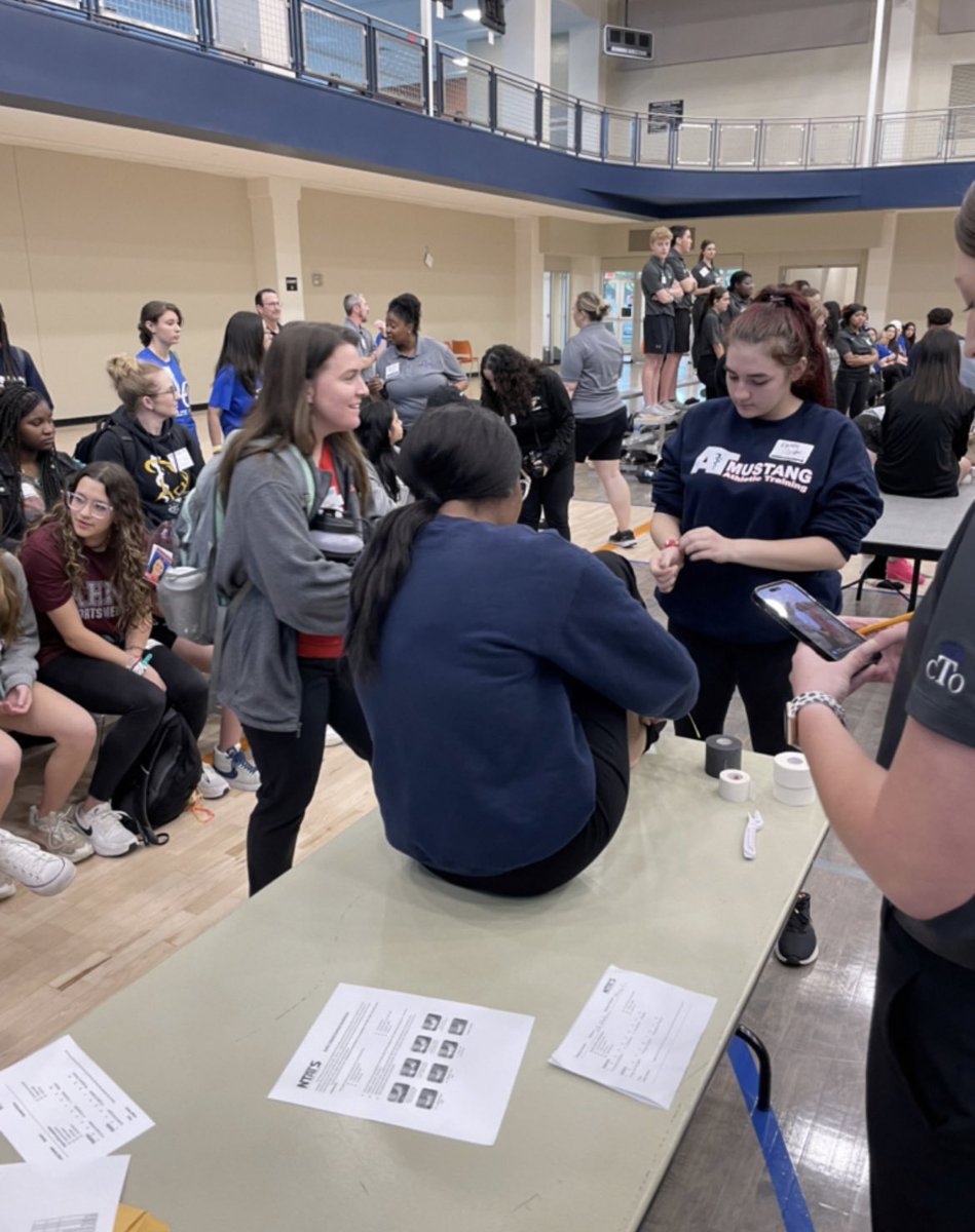 Mustang Athletic Training tweet media