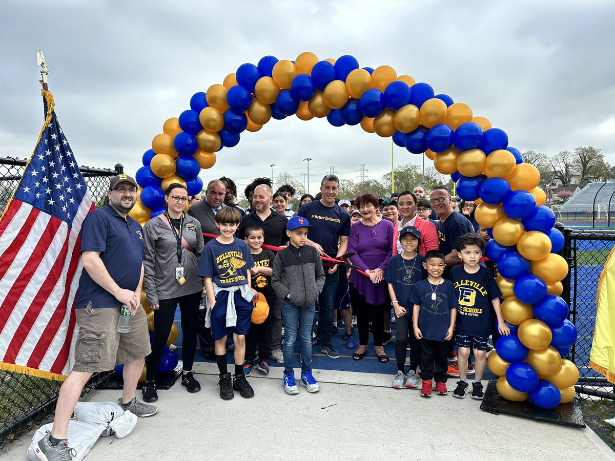 michaelmelham's tweet photo. What a day for Belleville! And what a turnout. Our brand new, 8-lane competitive track is finally open!  The blue and gold looks amazing!  This is one of only a few tracks in the State eligible to host State track meets. 

💛💙 #BetterBelleville https://t.co/NvZhehyiaD