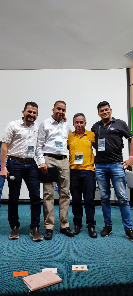 ErneyGalvan's tweet photo. Con éxito finaliza #Itech2023 Tecnologías Disruptivas y Producto Digital.
Grandes aprendizajes, grandes retos.
#Valledupar
@itech2023 https://t.co/KSwCOSnkVt