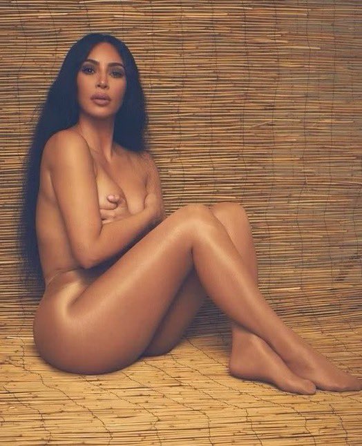 I’ll be in a close relationship with @BootyCall_Kim_K and will only be loyal to only her 🖤♠️❤️