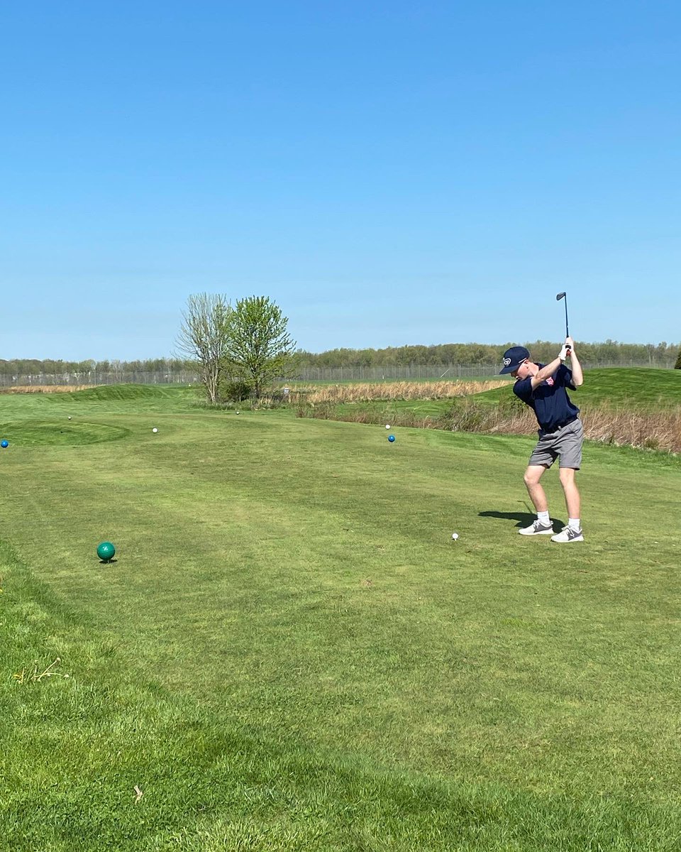 swrebelsgolf's tweet photo. Southwestern finished the day with a team score of 417. Madison was the overall champ with a score of 302. 

#hsgolf #ihsaa #golf #southwesternathletics #highschoolgolf #indianahighschoolgolf https://t.co/YDJaeR53jY