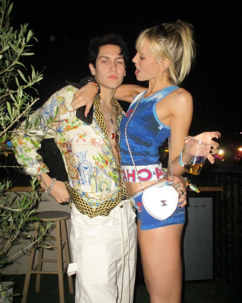 xhuddy's tweet image. day 1