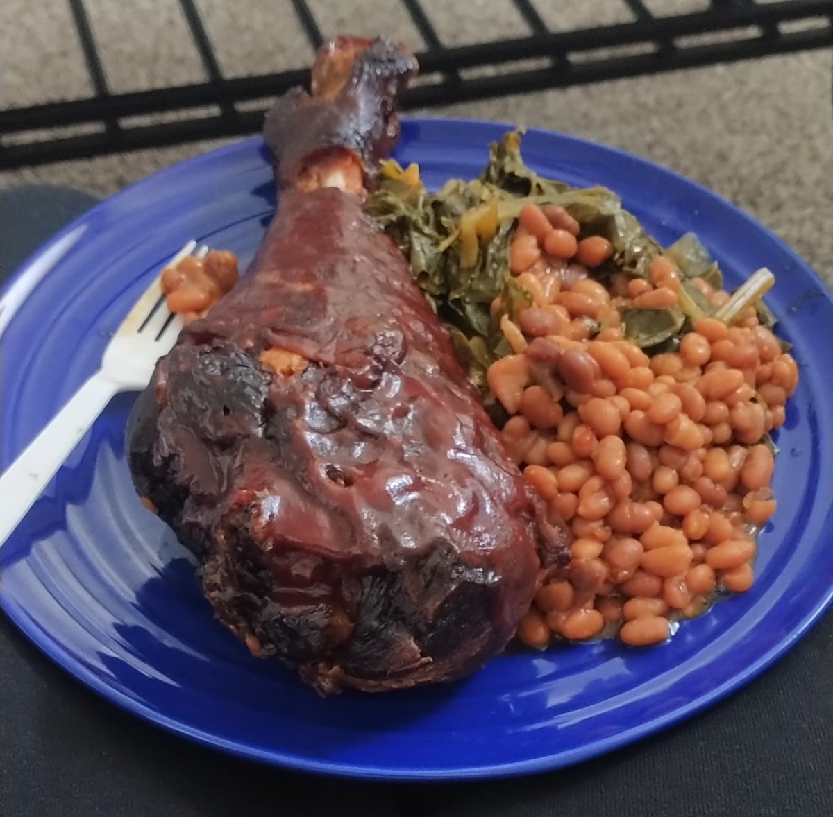 TonySaurian's tweet photo. Has anyone had a #turkeyleg this big? https://t.co/49fGRTY205