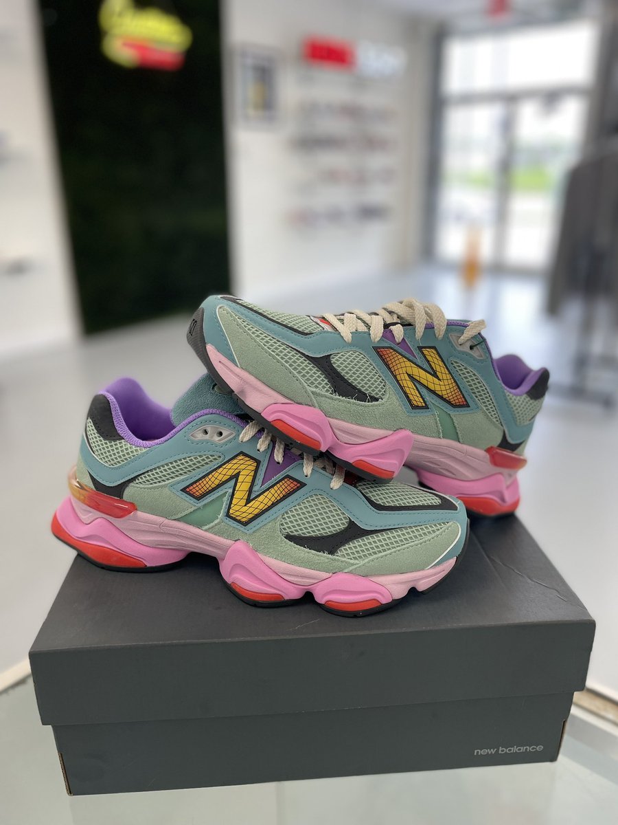solechance's tweet photo. New Balance 9060 “Multi-Color” 🌈 https://t.co/CLNS8PMaVz